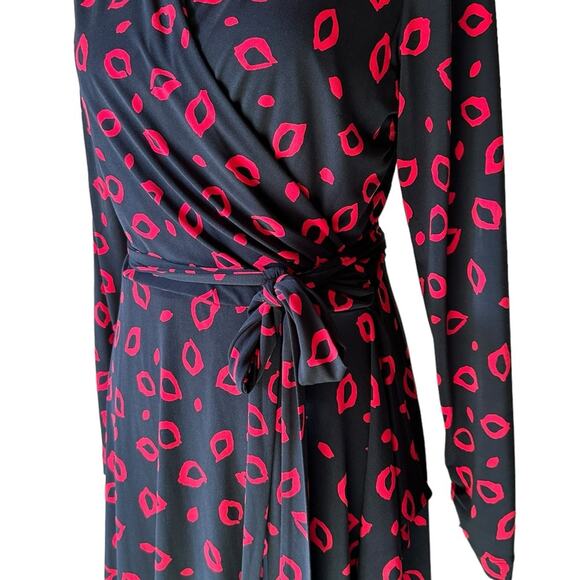 Vicky Tiel Black Red Lip Print Wrap Dress Size M - Picture 4 of 8